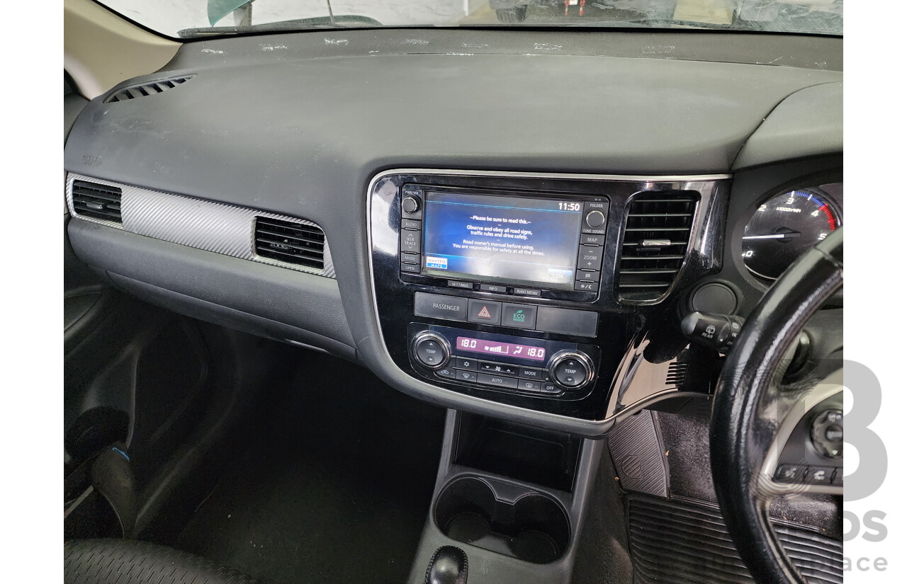 4/2014 Mitsubishi Outlander LS (4x4) ZJ MY14.5 4d Wagon Green 2.3L