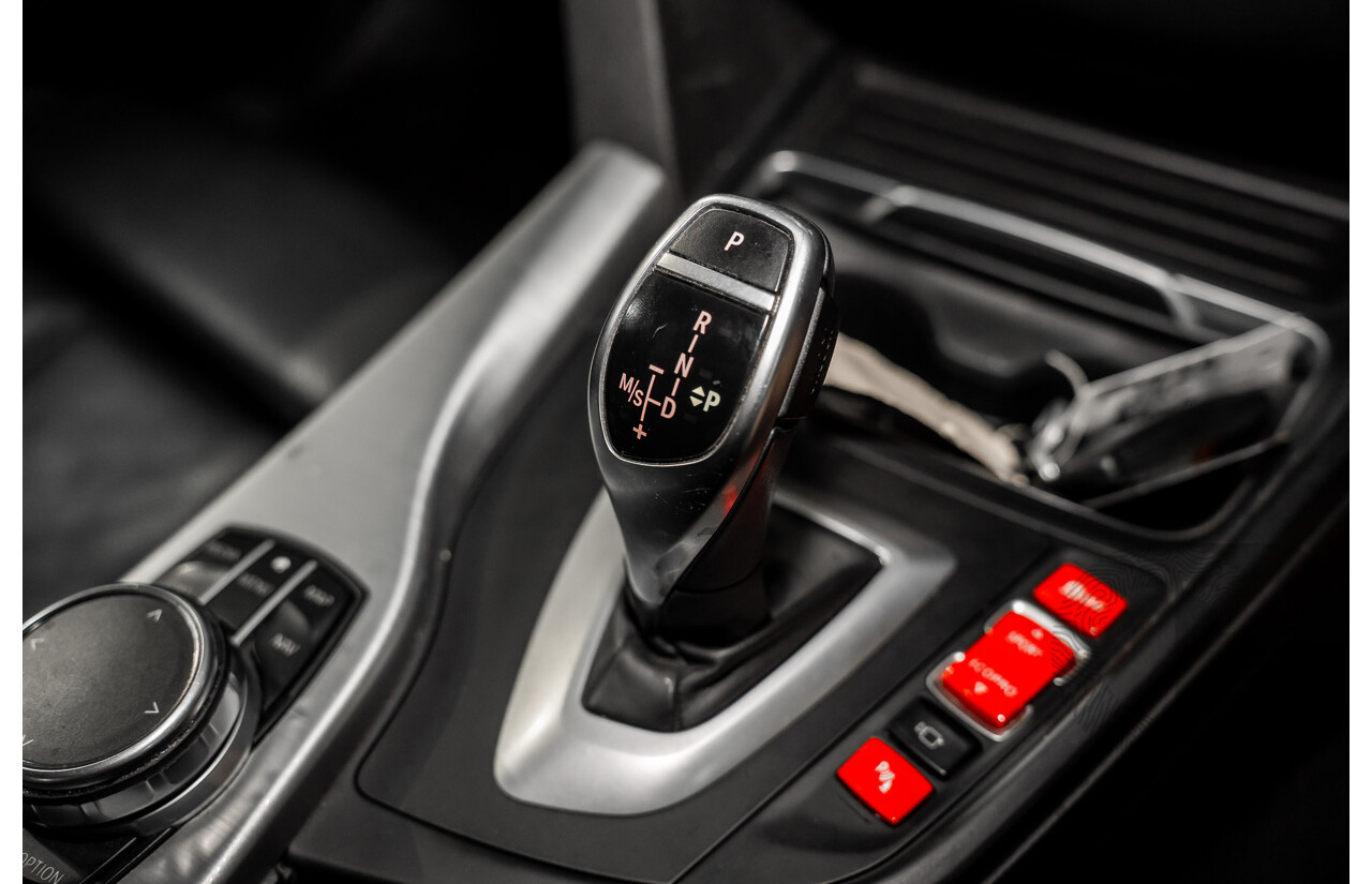 06/2017 BMW 330i M-Sport F30 LCI MY18 4D Sedan Black Sapphire Metallic Turbo 2.0L