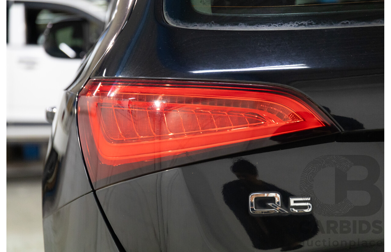 11/2014 Audi Q5 2.0 TDI Quattro 8R MY14 4d Wagon Mythos Black Metallic Turbo Diesel 2.0L