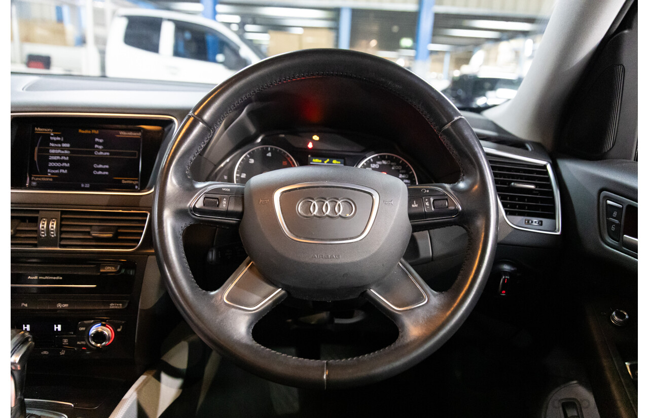 11/2014 Audi Q5 2.0 TDI Quattro 8R MY14 4d Wagon Mythos Black Metallic Turbo Diesel 2.0L