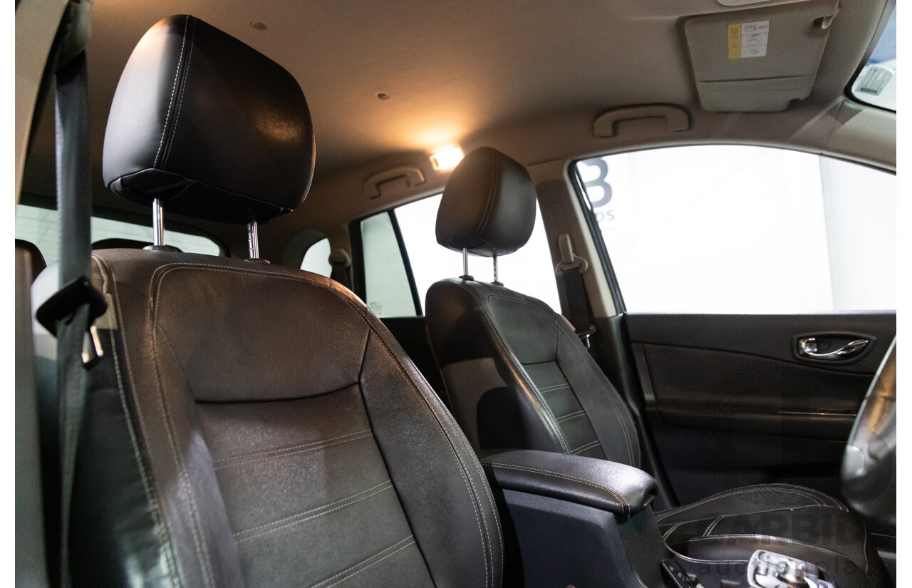 09/2014 Renault Koleos Bose (FWD) H45 Phase III 4d Wagon Black 2.5L