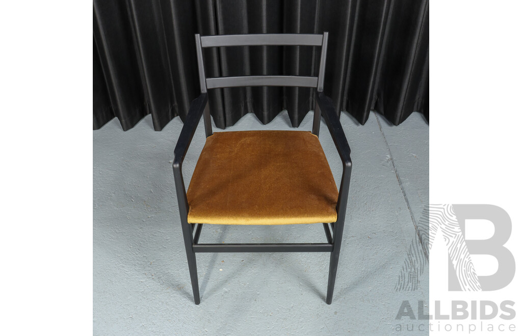 Cassina 646 Leggera Armchair by Gio Ponti
