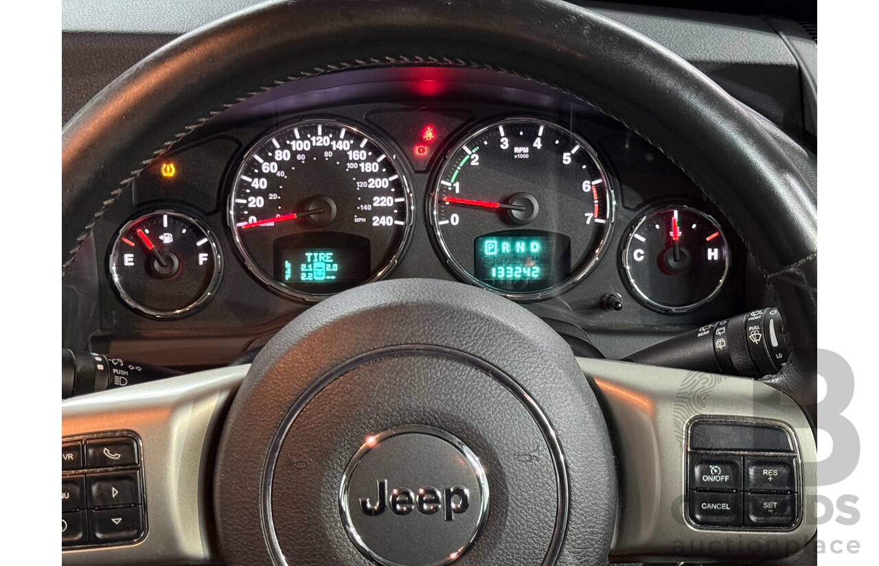 8/2012 Jeep Cherokee Limited (4x4) KK MY12 4d Wagon Black V6 3.7L