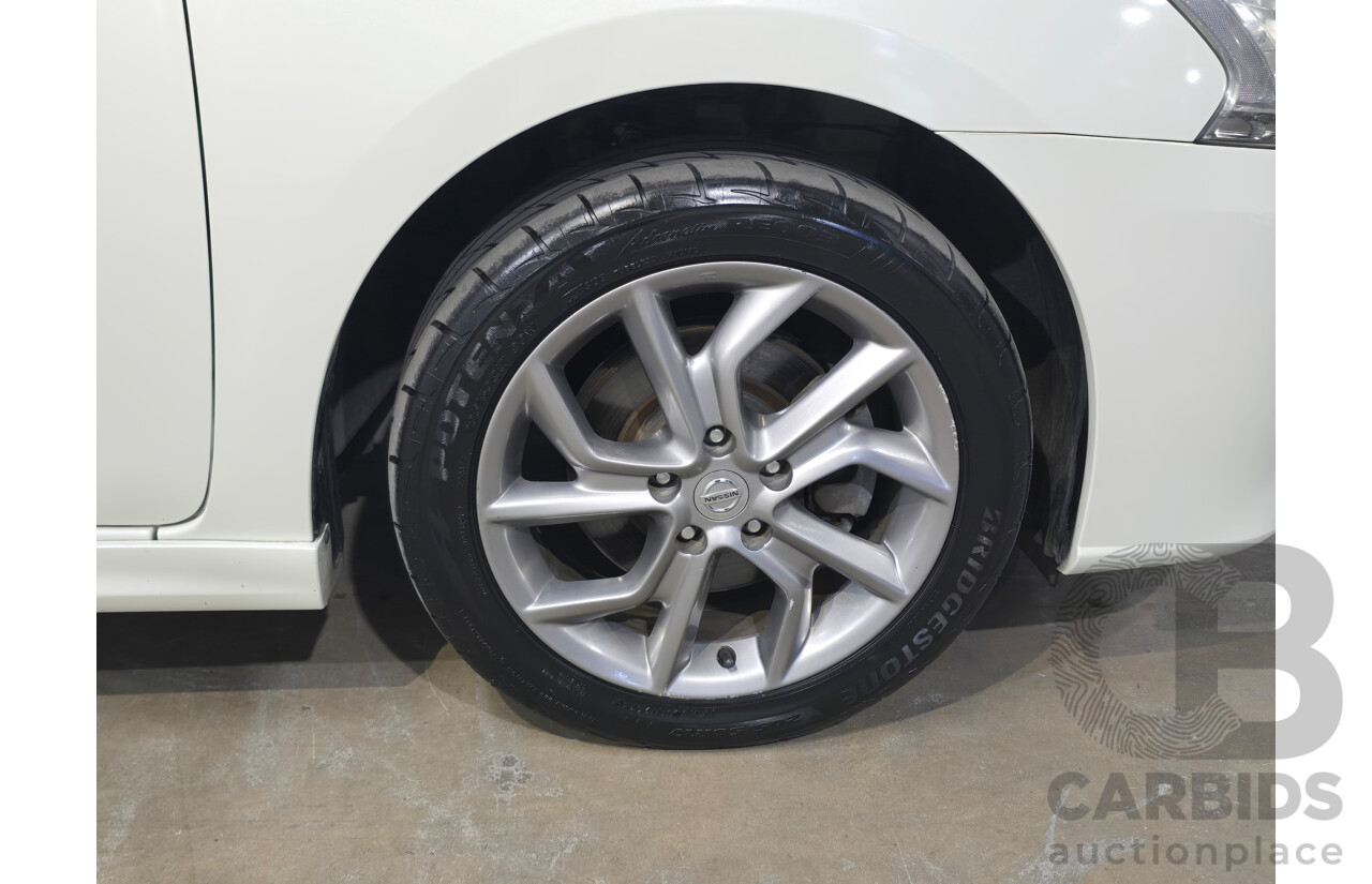 6/2015 Nissan Pulsar SSS B17 Series 2 4d Sedan Ivory Pearl White Turbo 1.6L