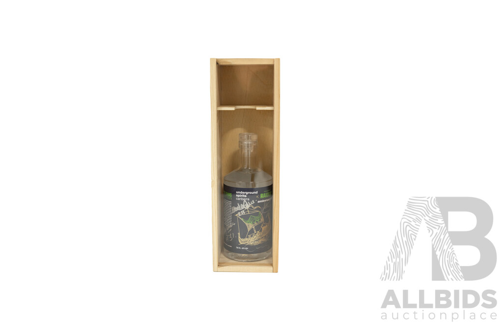 Canberra Raiders NRL Hall of Famers Personally Signed Underground Spirits 40th Anniversary Gin and Box