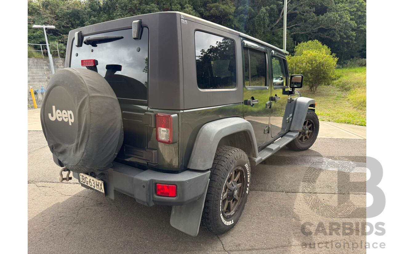 05/2010 Jeep Wrangler Unlimited SPORT (4x4) 4x4 JK MY09 4D Hardtop Green 3.8L