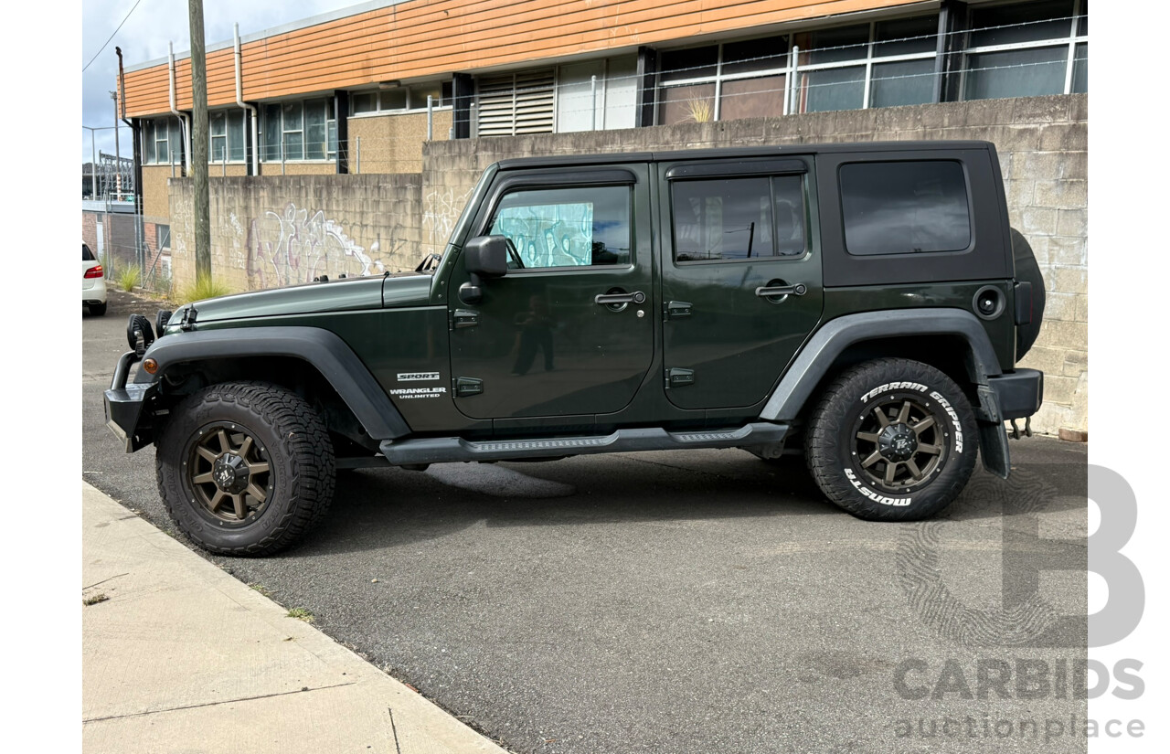 05/2010 Jeep Wrangler Unlimited SPORT (4x4) 4x4 JK MY09 4D Hardtop Green 3.8L