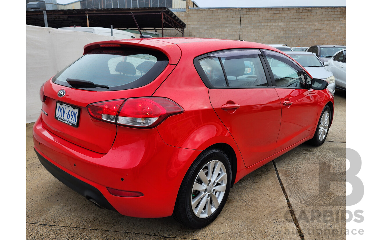 7/2014 Kia Cerato S Premium YD MY15 5d Hatchback Red 1.8L