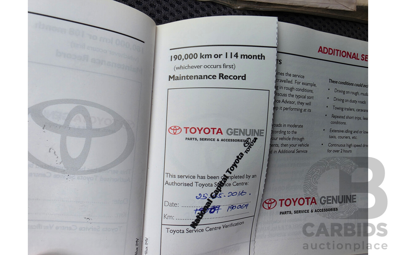 4/2005 Toyota Hilux SR5 (4x4) GGN25R X Cab P/Up White 4.0L