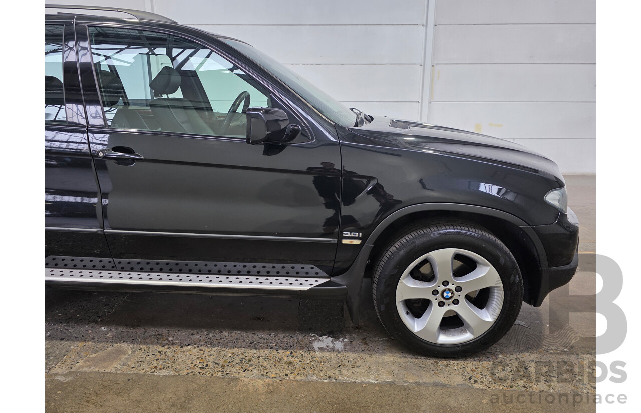 10/2005 BMW X5 3.0i (4x4) E53 4d Wagon Black Sapphire Metallic 3.0L