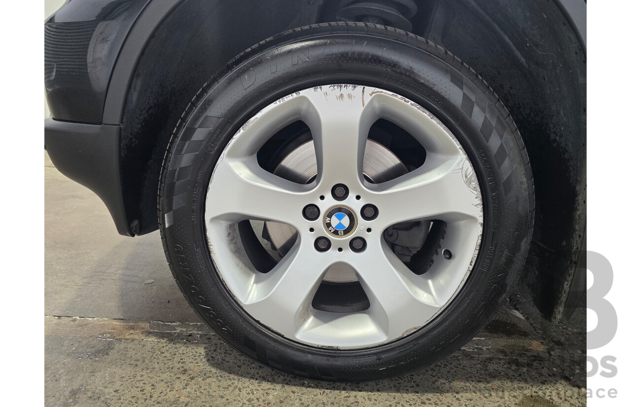 10/2005 BMW X5 3.0i (4x4) E53 4d Wagon Black Sapphire Metallic 3.0L