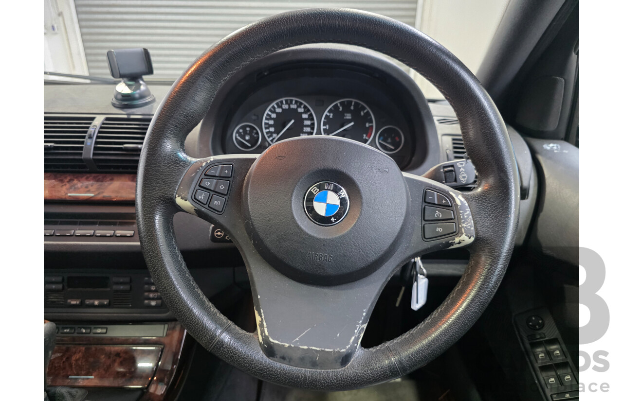 10/2005 BMW X5 3.0i (4x4) E53 4d Wagon Black Sapphire Metallic 3.0L