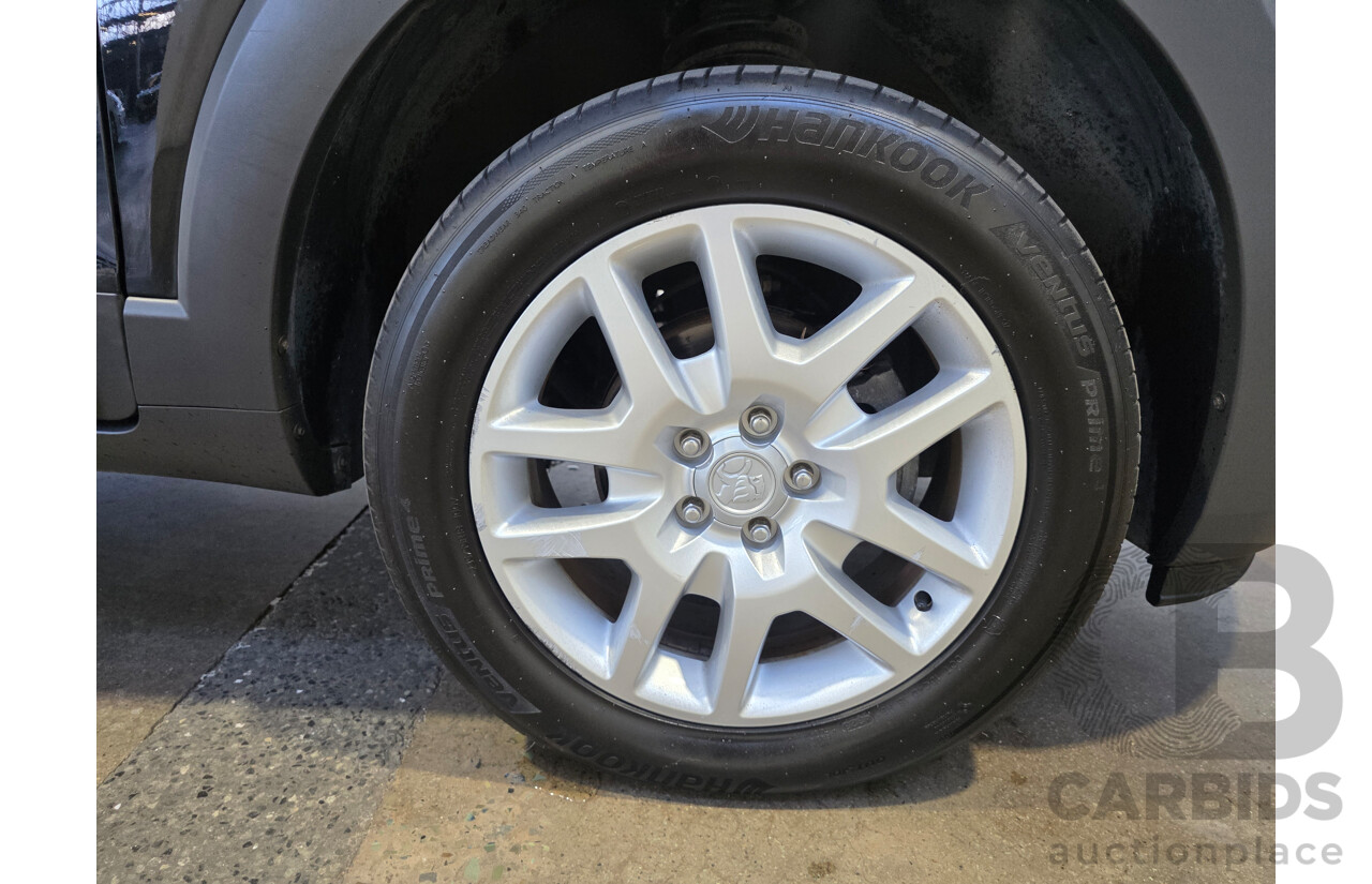 2/2018 Holden Captiva Active 7 Seater CG MY18 4d Wagon Mineral Black 2.4L