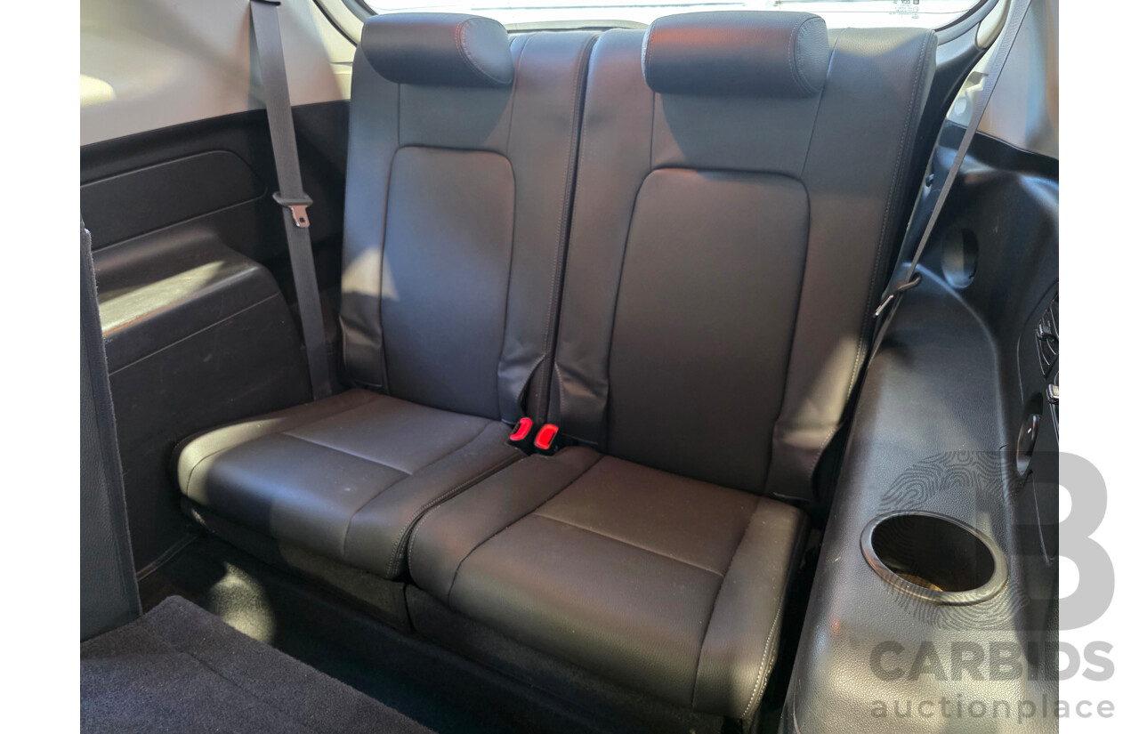 2/2018 Holden Captiva Active 7 Seater CG MY18 4d Wagon Mineral Black 2.4L