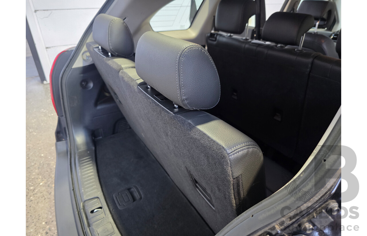 2/2018 Holden Captiva Active 7 Seater CG MY18 4d Wagon Mineral Black 2.4L