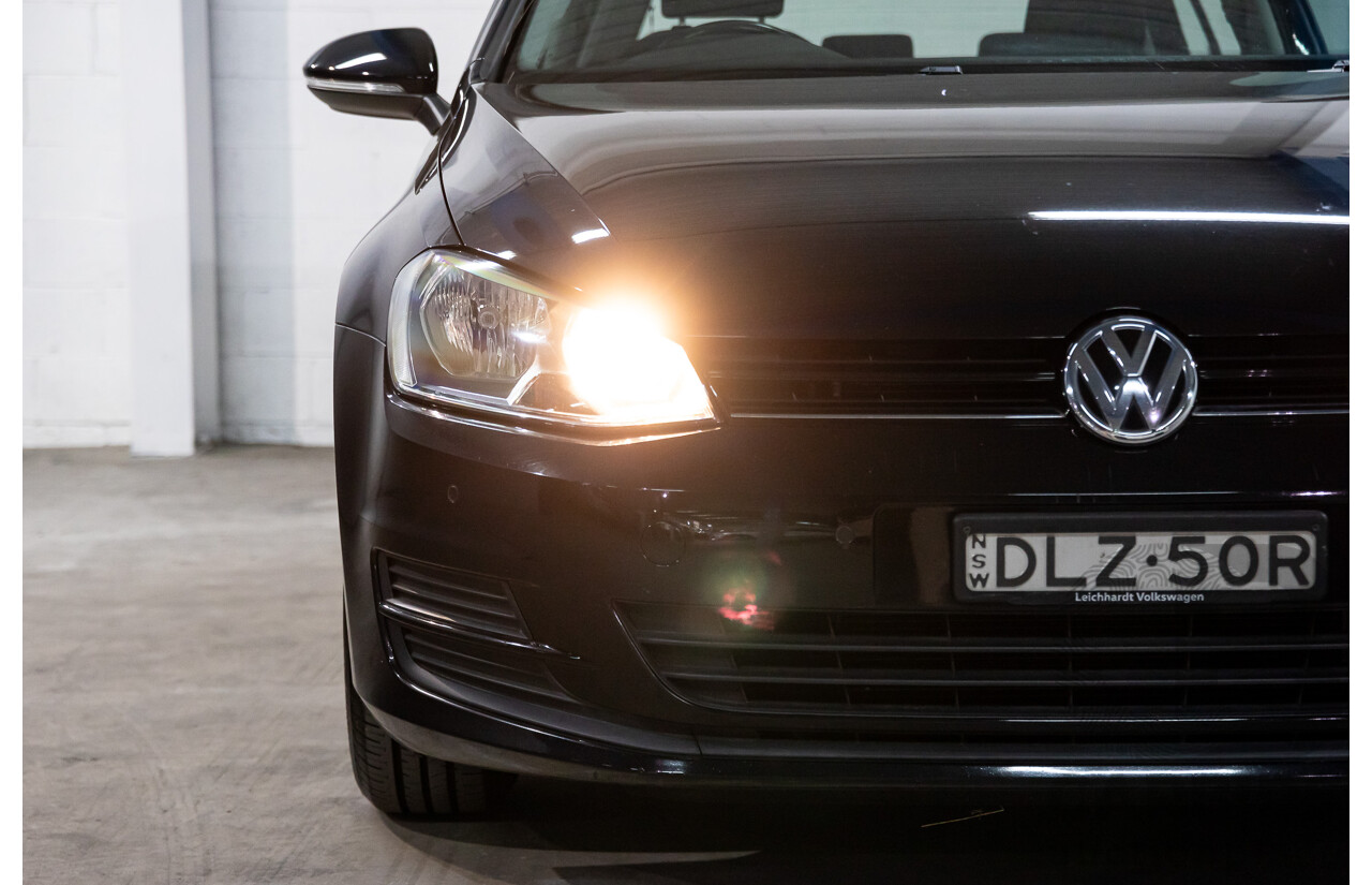 02/2017 Volkswagen Golf 92 TSI TRENDLINE FWD AU MY17 5D Hatchback Black 1.4L