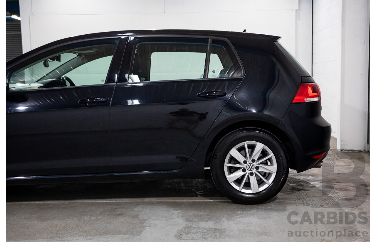 02/2017 Volkswagen Golf 92 TSI TRENDLINE FWD AU MY17 5D Hatchback Black 1.4L