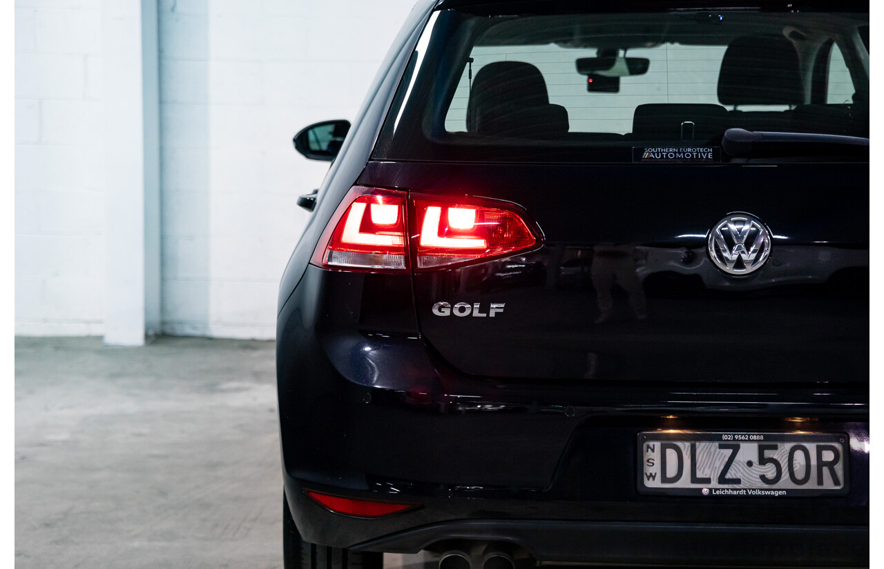 02/2017 Volkswagen Golf 92 TSI TRENDLINE FWD AU MY17 5D Hatchback Black 1.4L