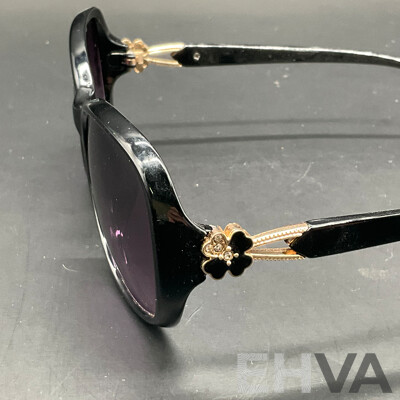Assorted Sunglasses - Lot of 6