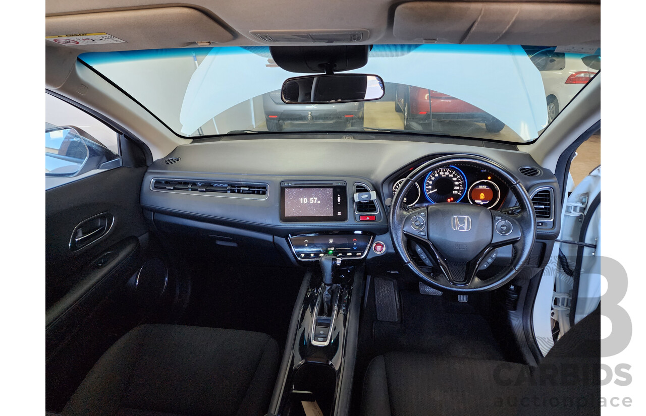 10/2015 Honda Hr-V Vti-S  4d Wagon White 1.8L