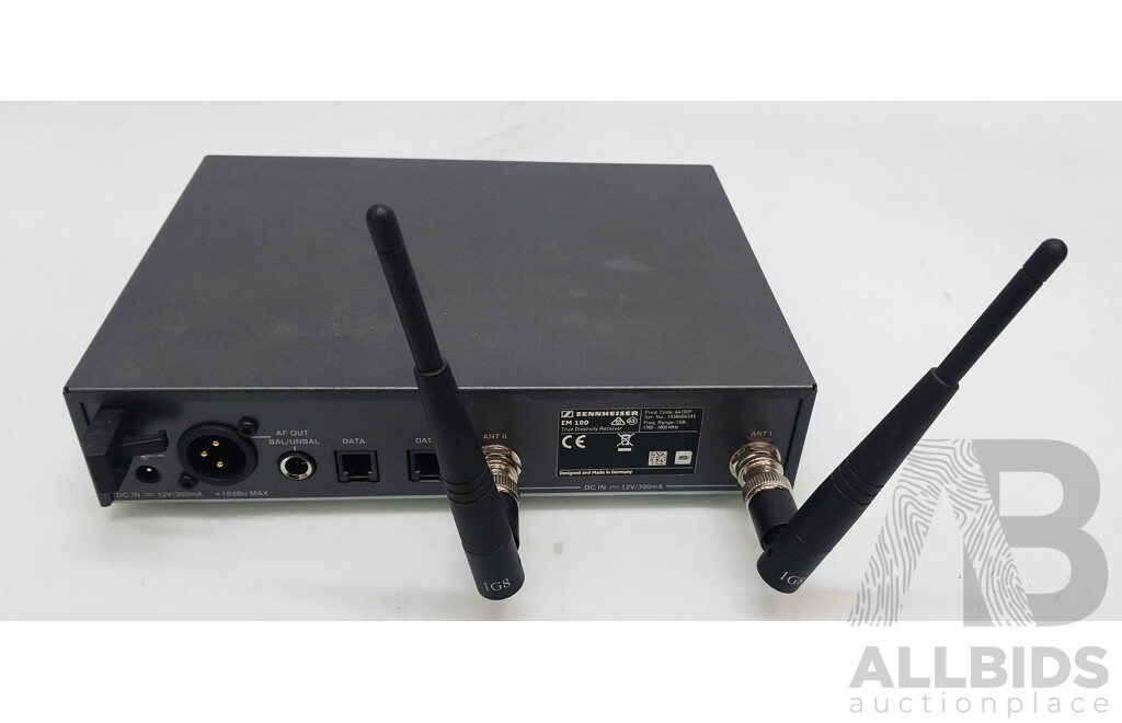 Sennheiser (EM-100) True Diversity Receiver
