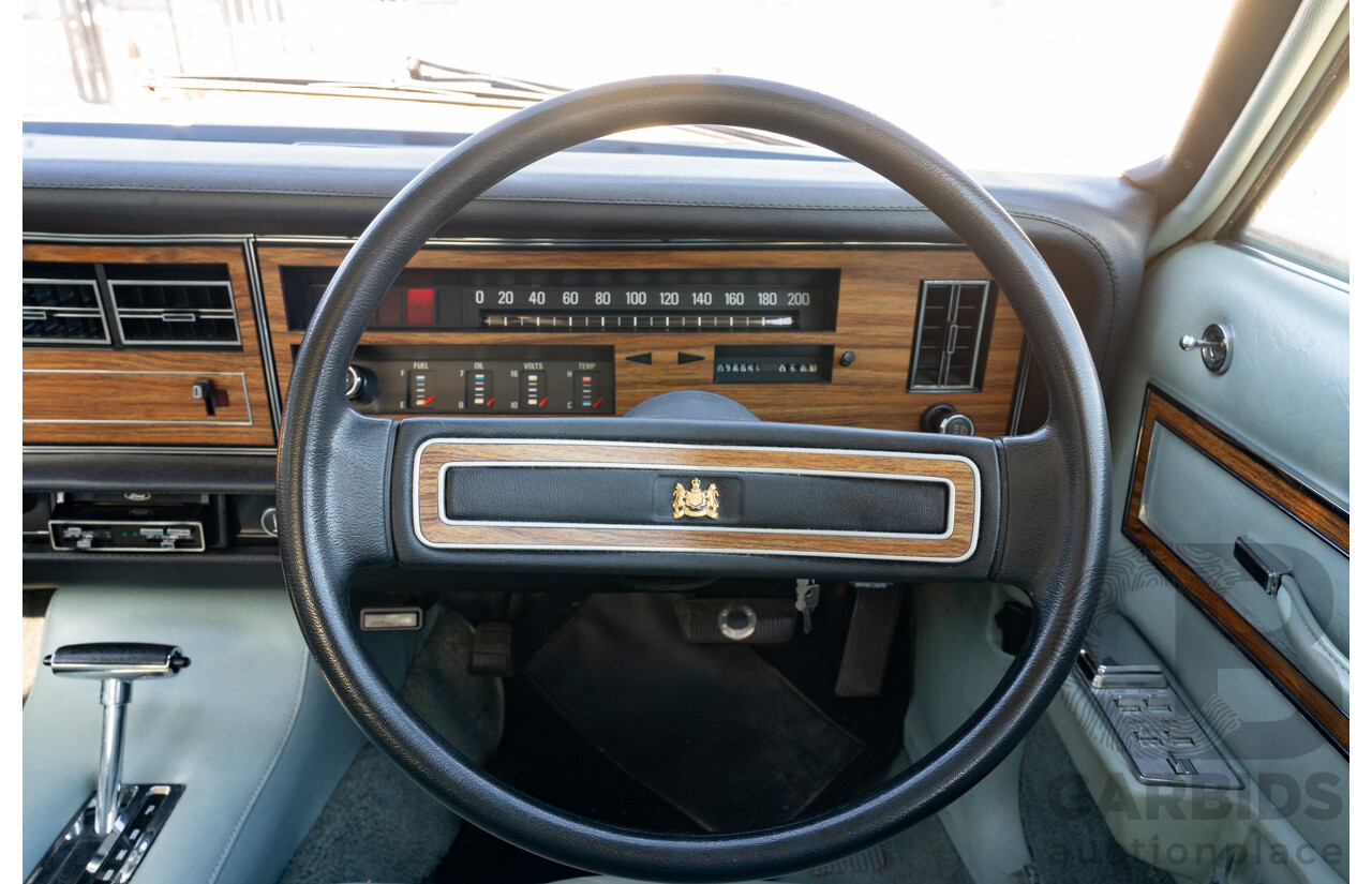 12/1977 Ford LTD P6 4d Sedan Sno White / Dusk Vinyl V8 351ci 5.8L - Local Survivor Car