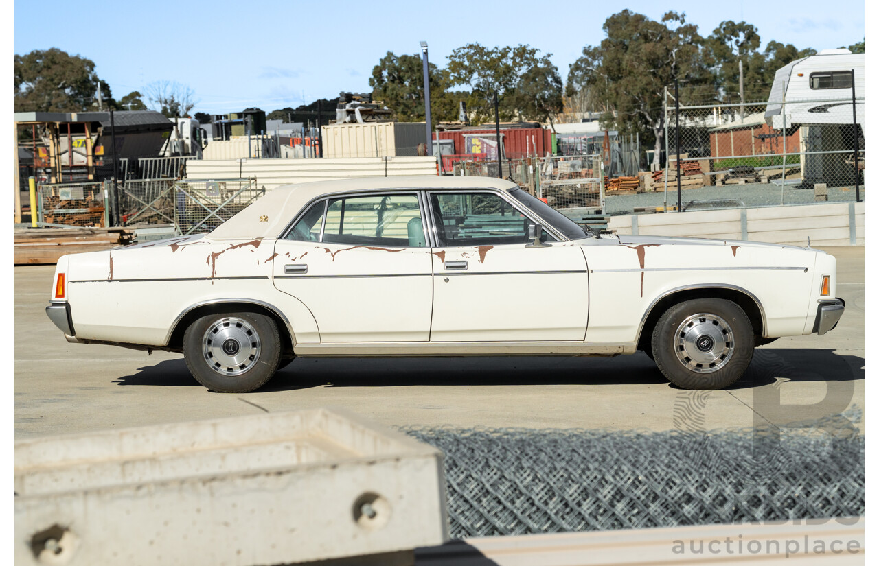 12/1977 Ford LTD P6 4d Sedan Sno White / Dusk Vinyl V8 351ci 5.8L - Local Survivor Car