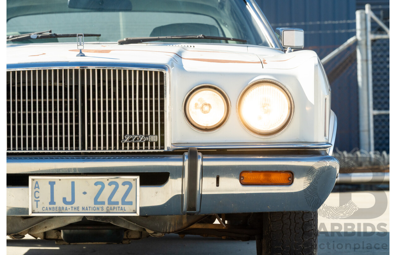 12/1977 Ford LTD P6 4d Sedan Sno White / Dusk Vinyl V8 351ci 5.8L - Local Survivor Car