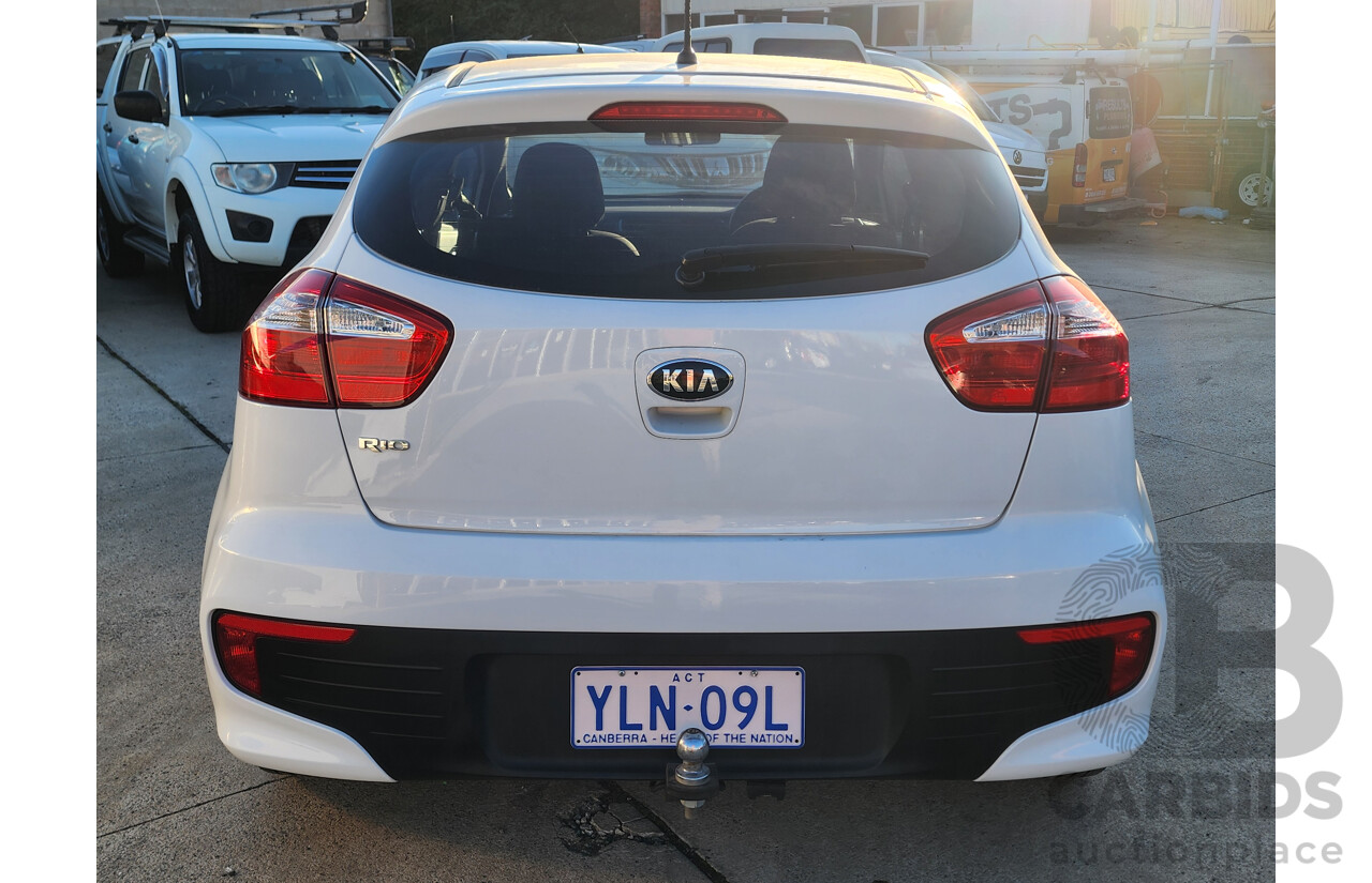 10/2015 Kia RIO S UB MY15 3d Hatchback White 1.4L