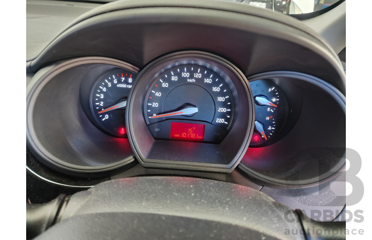 10/2015 Kia RIO S UB MY15 3d Hatchback White 1.4L