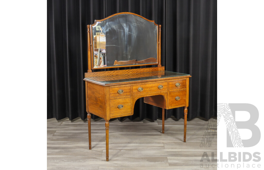 Mahogany Mirrored Dresser