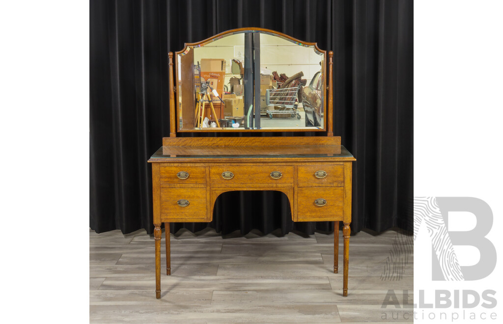 Mahogany Mirrored Dresser