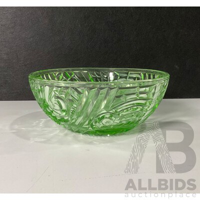 Green Depression Crystal Glass Fruit Bowl