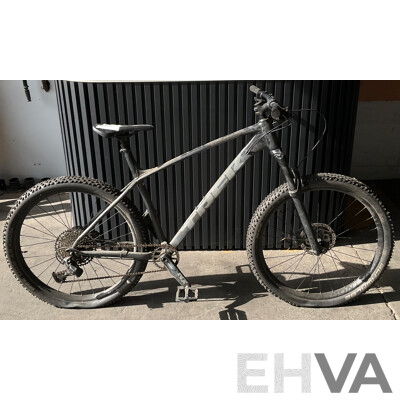 Trek Roscoe 7  Size XXL Bike