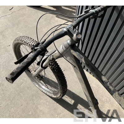 Trek Roscoe 7  Size XXL Bike