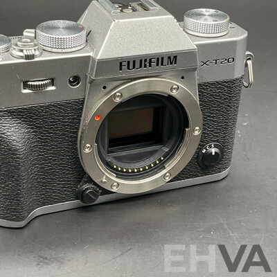 FUJIFILM X-T20 Mirrorless Camera with FUJINON 35mm Lens