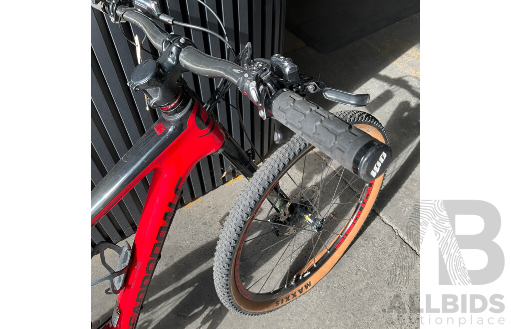 Cannondale Trigger Carbon Size M Bike