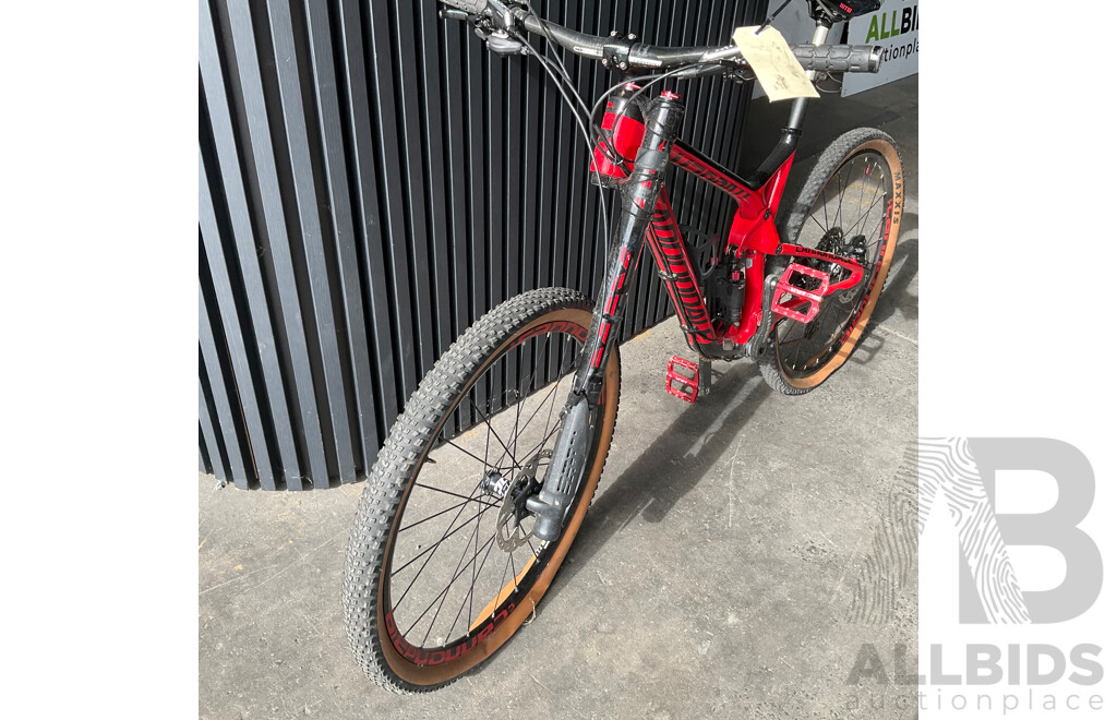 Cannondale Trigger Carbon Size M Bike