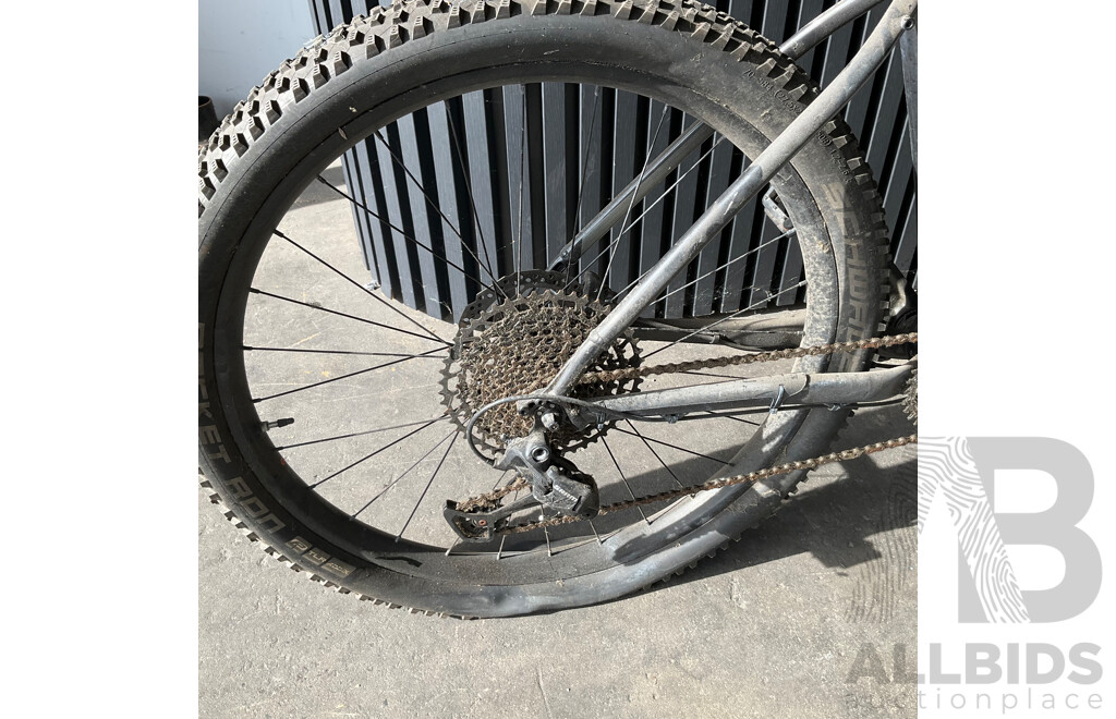Trek Roscoe 7  Size XXL Bike