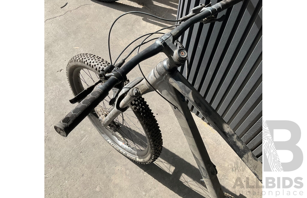 Trek Roscoe 7  Size XXL Bike