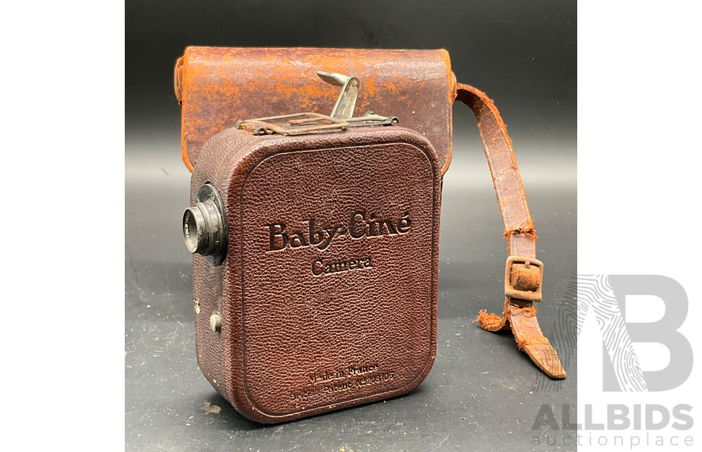 Vintage Photography Equipment, Including KODAK Brownie Box Camera, Baby-Cine Camera and Large Lamp - Lot of 3