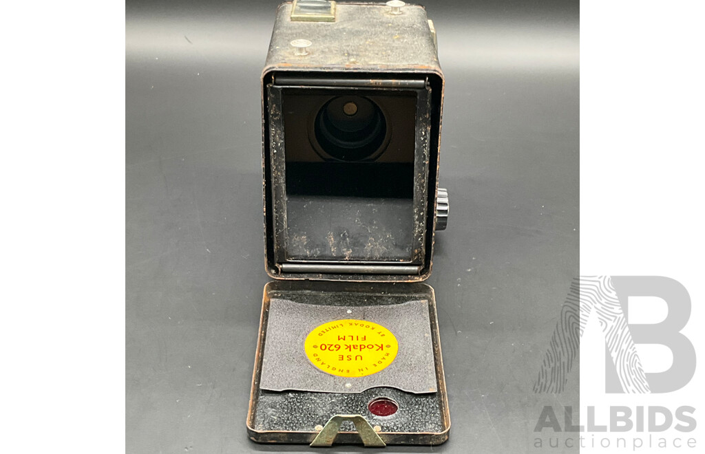 Vintage Photography Equipment, Including KODAK Brownie Box Camera, Baby-Cine Camera and Large Lamp - Lot of 3