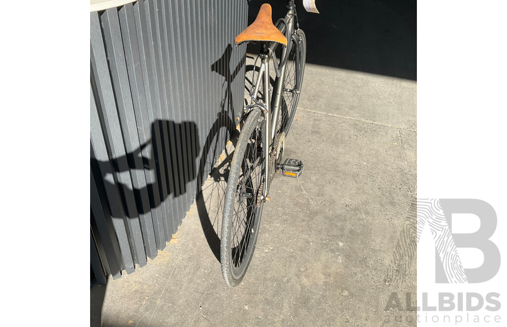 Chappelli Cycles 58cm Bike