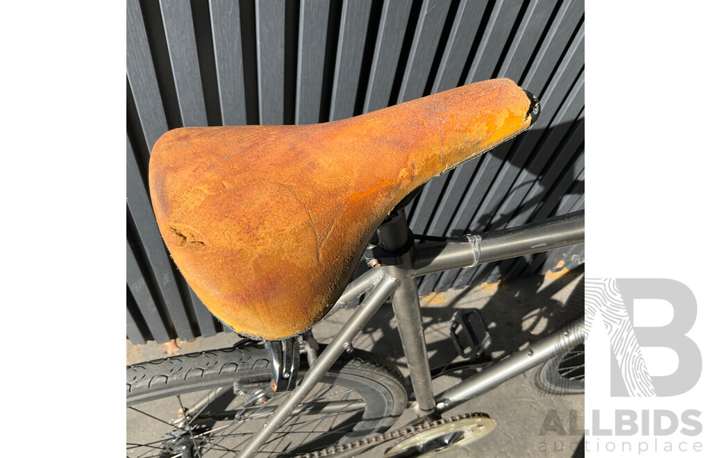 Chappelli Cycles 58cm Bike