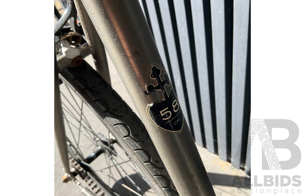 Chappelli Cycles 58cm Bike