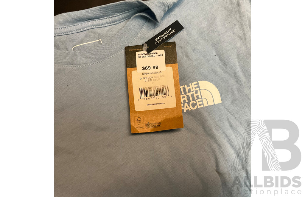 Tommy Jeans T-shirt ,Shorts & the North Face T-Shirt  - Lot of 3