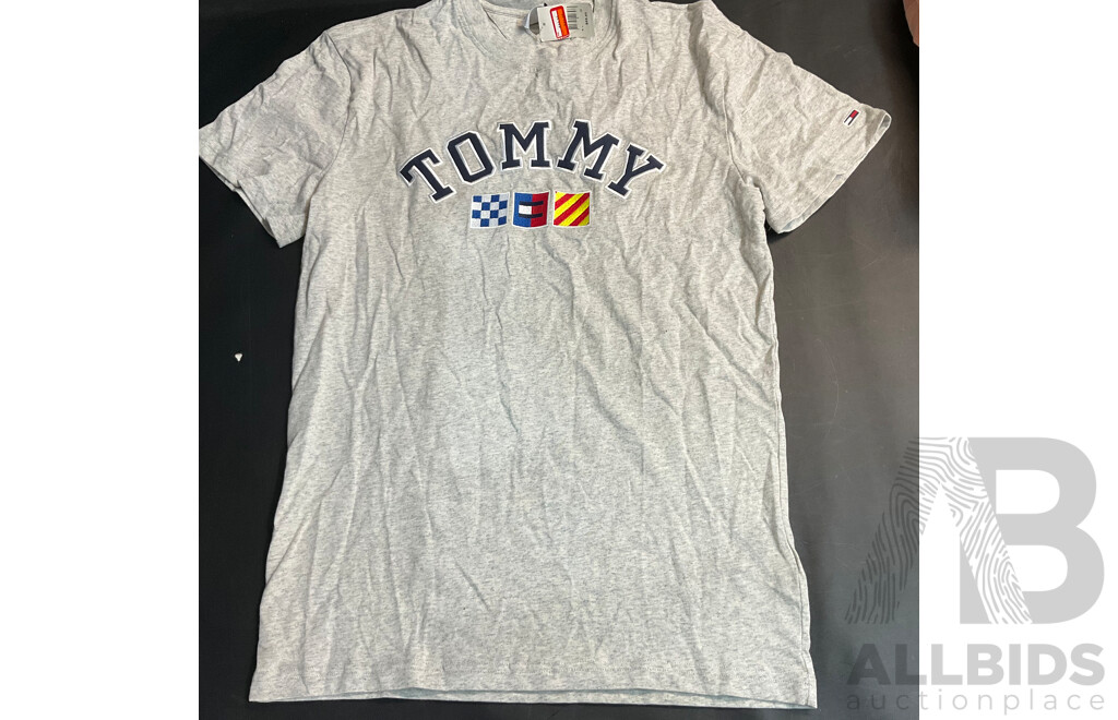 TOMMY JEANS T-shirt  Size XS,S - Lot of 2