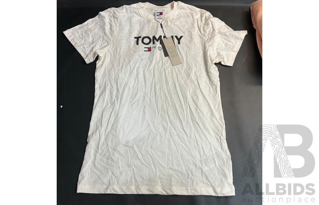 TOMMY JEANS T-shirt  Size XS,S - Lot of 2