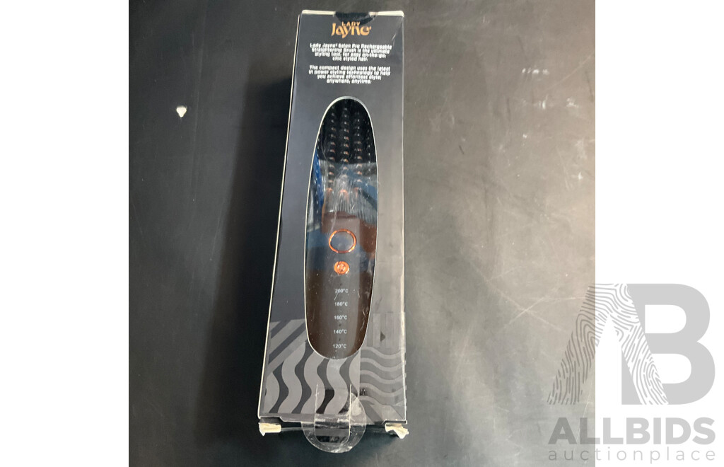 Lady Jayne Straightening Brush with Assorted Tools