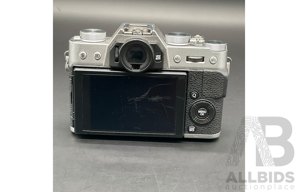 FUJIFILM X-T20 Mirrorless Camera with FUJINON 35mm Lens